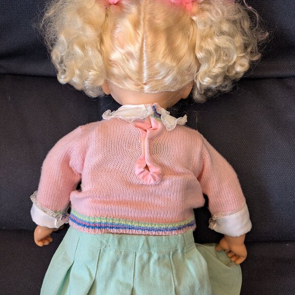Vintage 1986 Playmates Cricket Talking Doll – Complete in Box, Working - Picture 9 of 14
